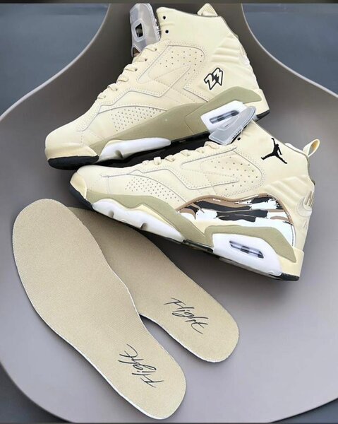 AIR JORDAN