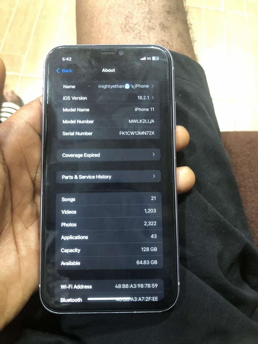 iPhone 11  64 gig