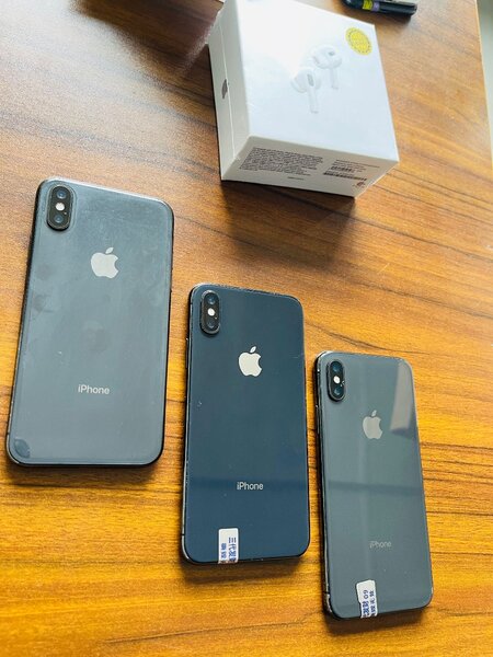 iPhone X and iPhone 12pro max