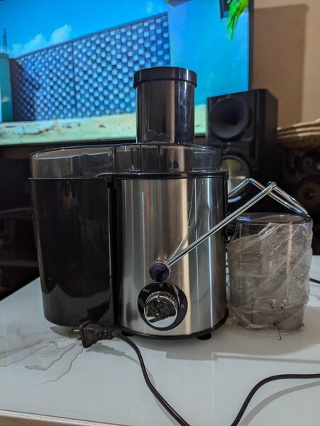 Juice maker