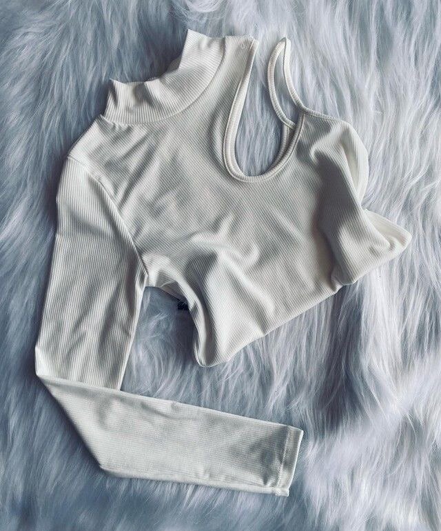 Croc top