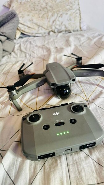 Drone DJI avec télécommande