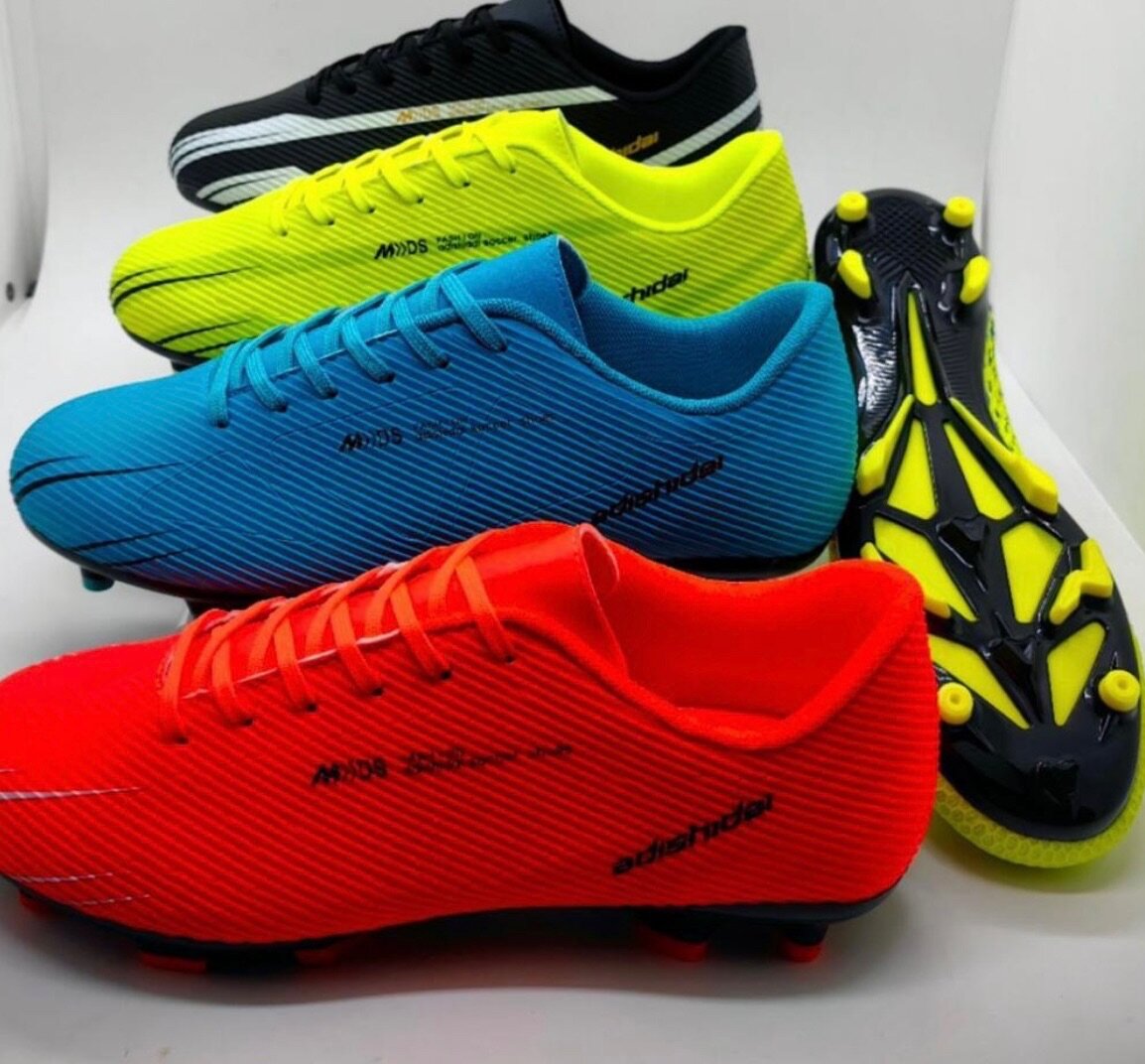 Chic paire de foot