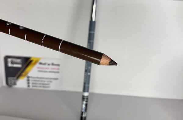 Crayon à sourcils