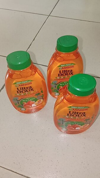 3Shampooing Garnier Ultra Doux