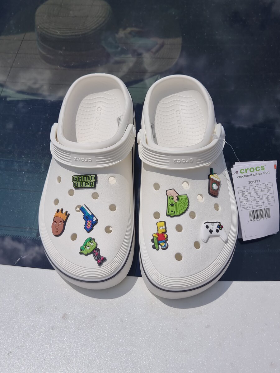 Unisex crocs