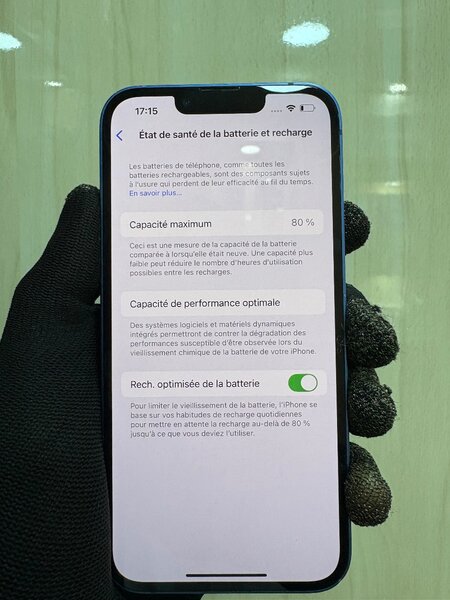 iPhone 13 simple