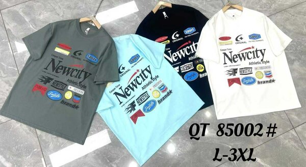 T-shirt streetwear graphique