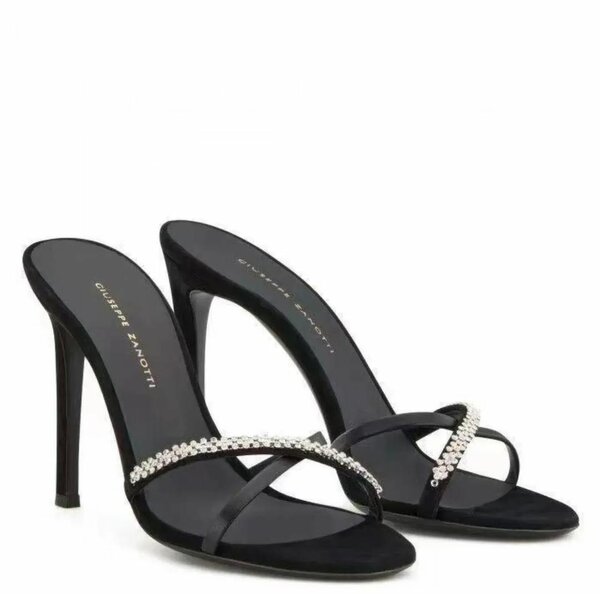 Ladies heels
