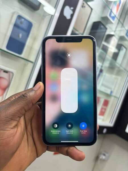 iPhone 11