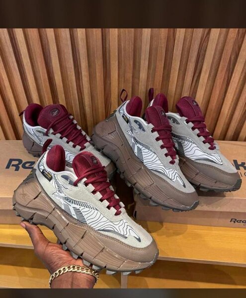 REEBOK CLASSIC