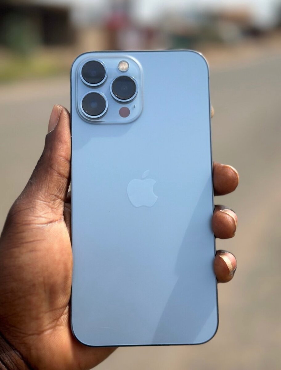 ROGGER IPHONES