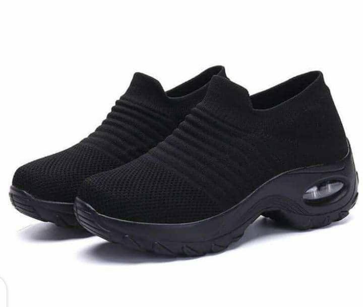 Ladies sneakers