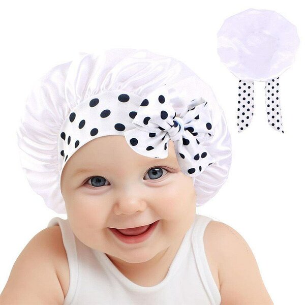 Trois bonnets enfants