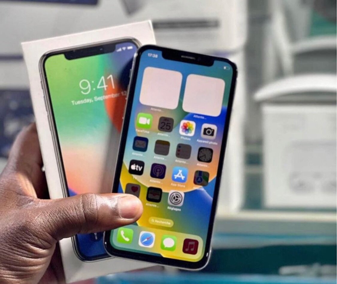 iPhone X