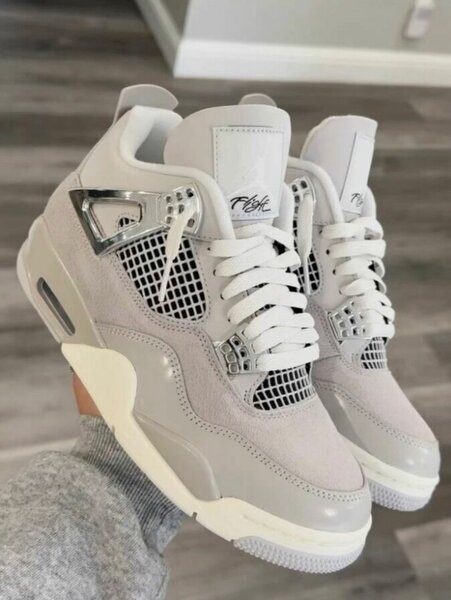 JORDAN 4 FLIGHT