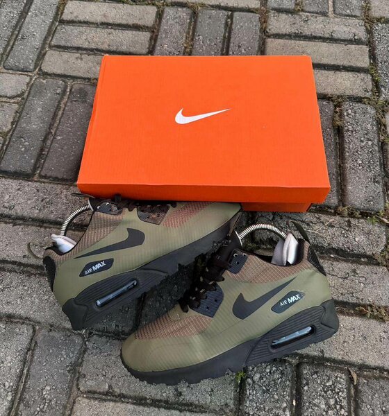 Nike Air Max 90