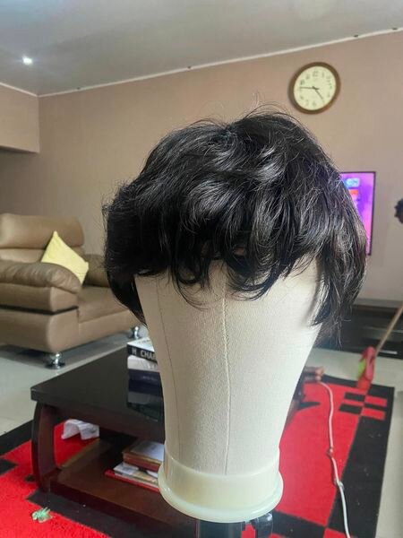 Peruvian razor cut