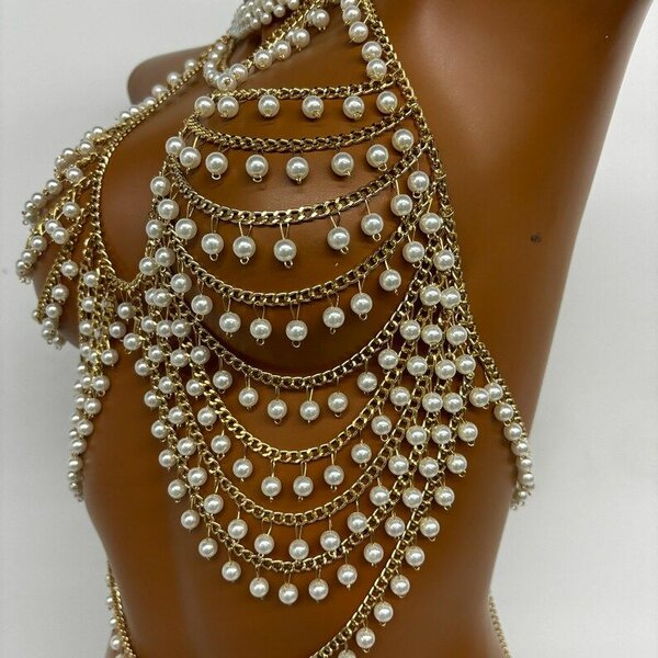 Haut en perles