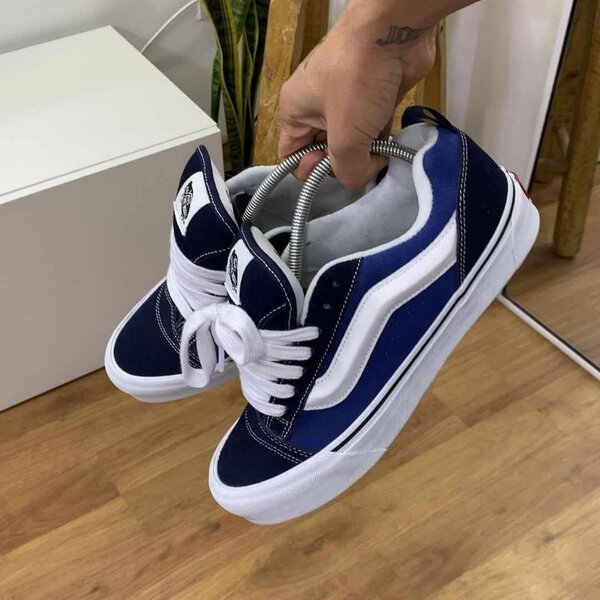 vans Kanu scholl