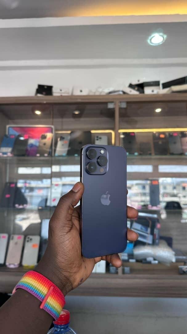 iPhone 14 promax