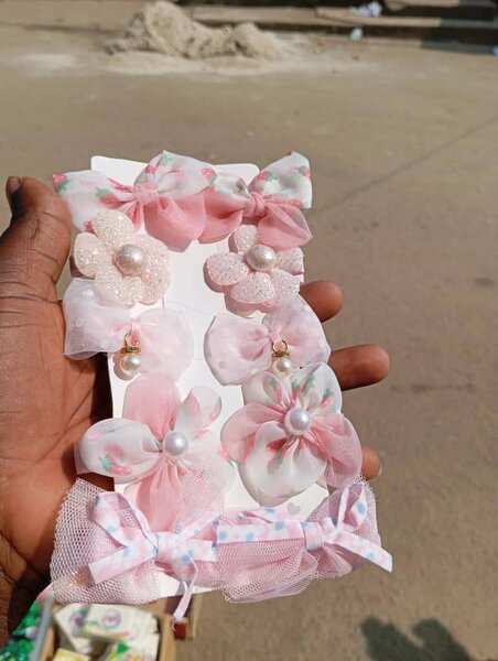 Barettes en Fleurs Rose Bébé