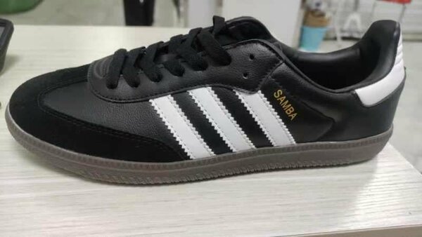 Gazelle FOOTWEARS