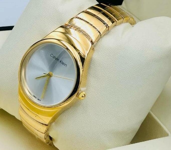 montre-bracelet CK gris