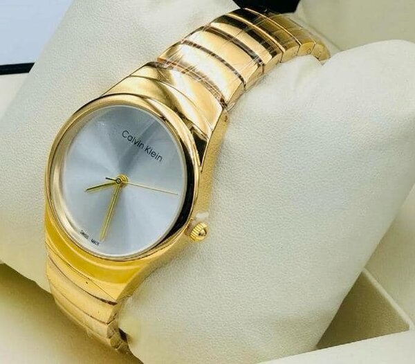 montre-bracelet CK gris