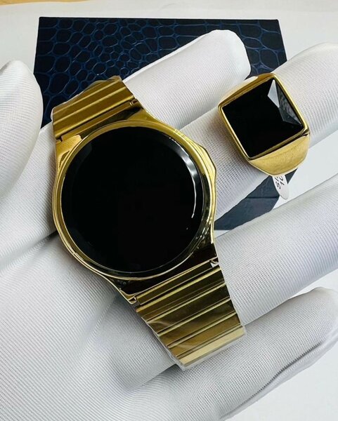 Montres plus bague