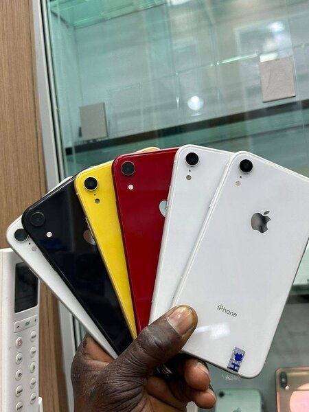 iPhone XR