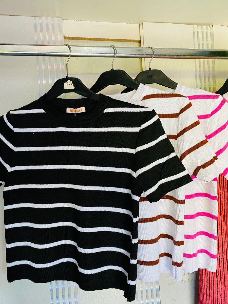 Ladies tops