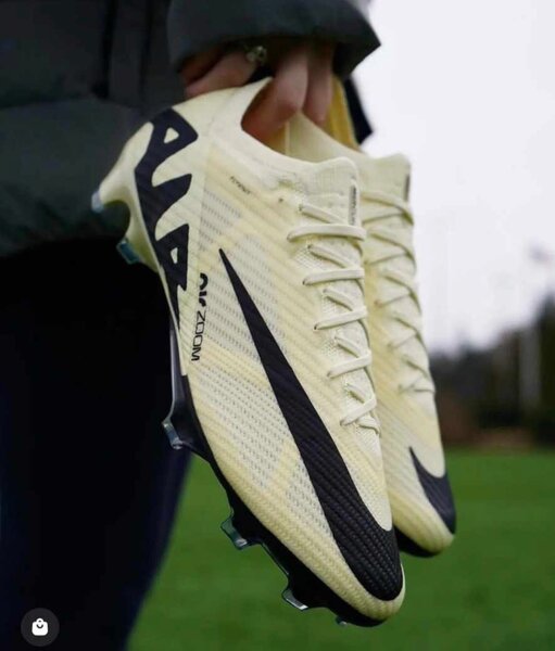Crampons mercural nike