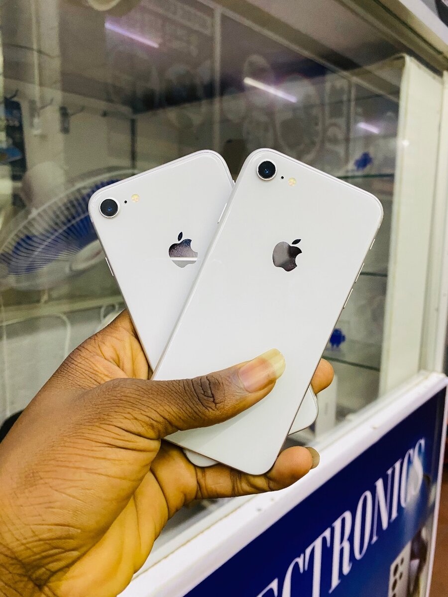 iPhone 8