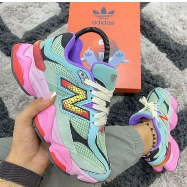 NEW BALANCE