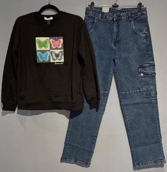 Ladies fashion wear