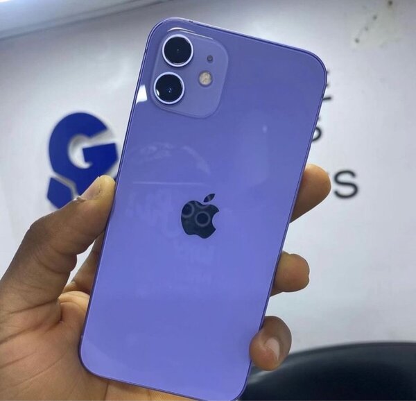 iPhone 12