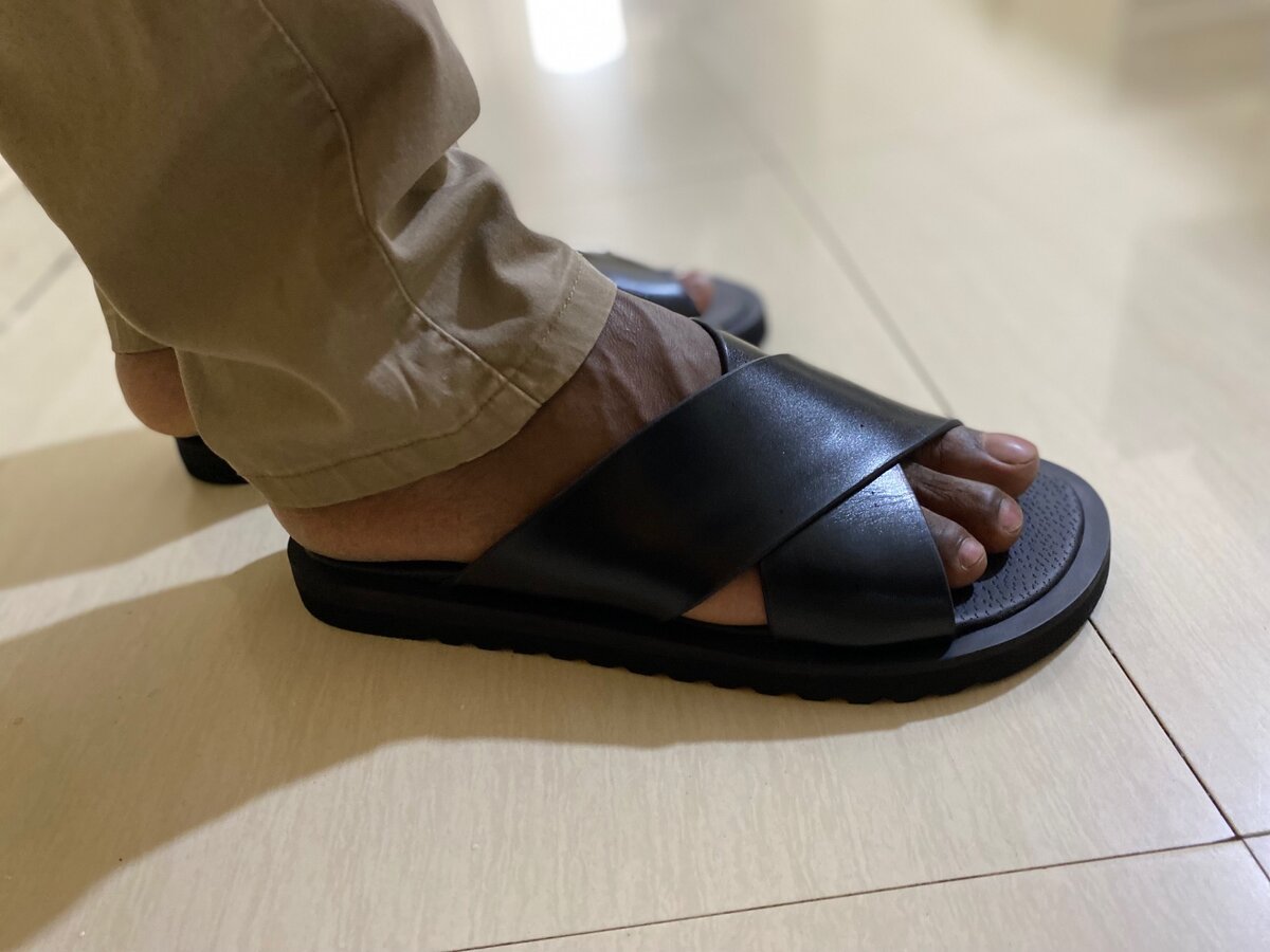 Overlapped straps