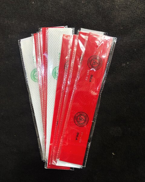 DVLA Reflector