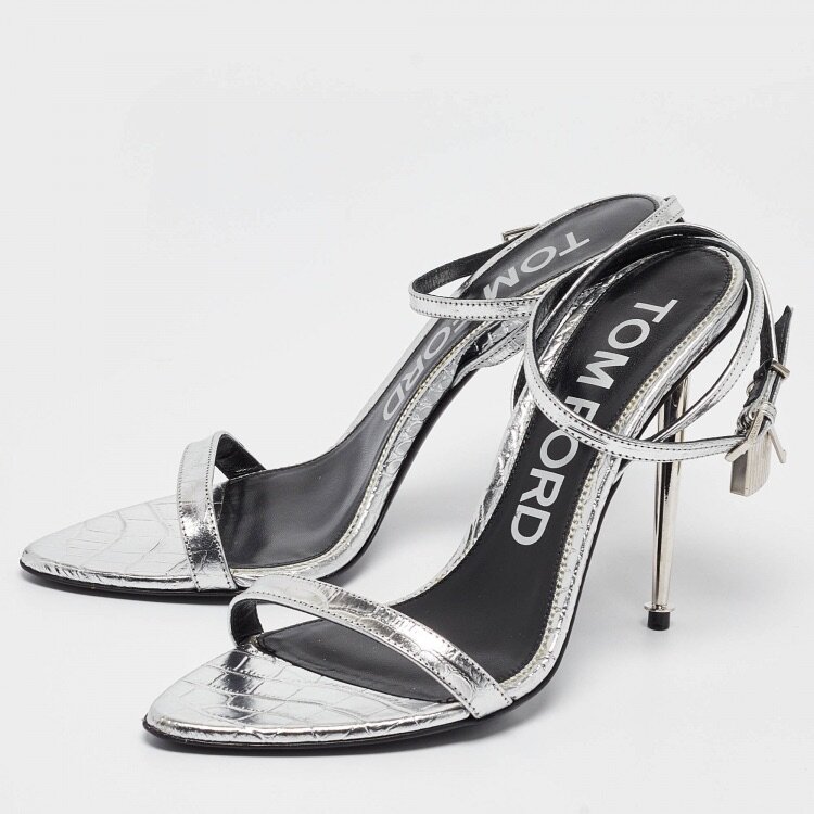 Classy heel