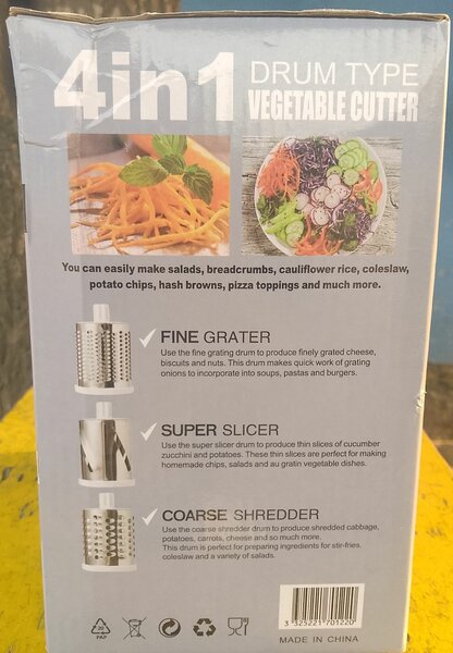 Multifunctional 4 in 1 vegetables cutter