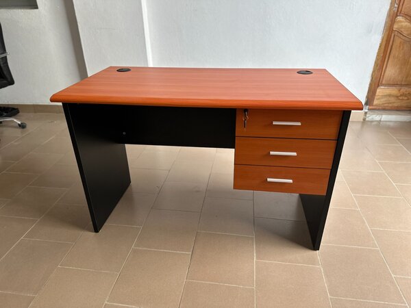 DW-036A Chaise agent Orange