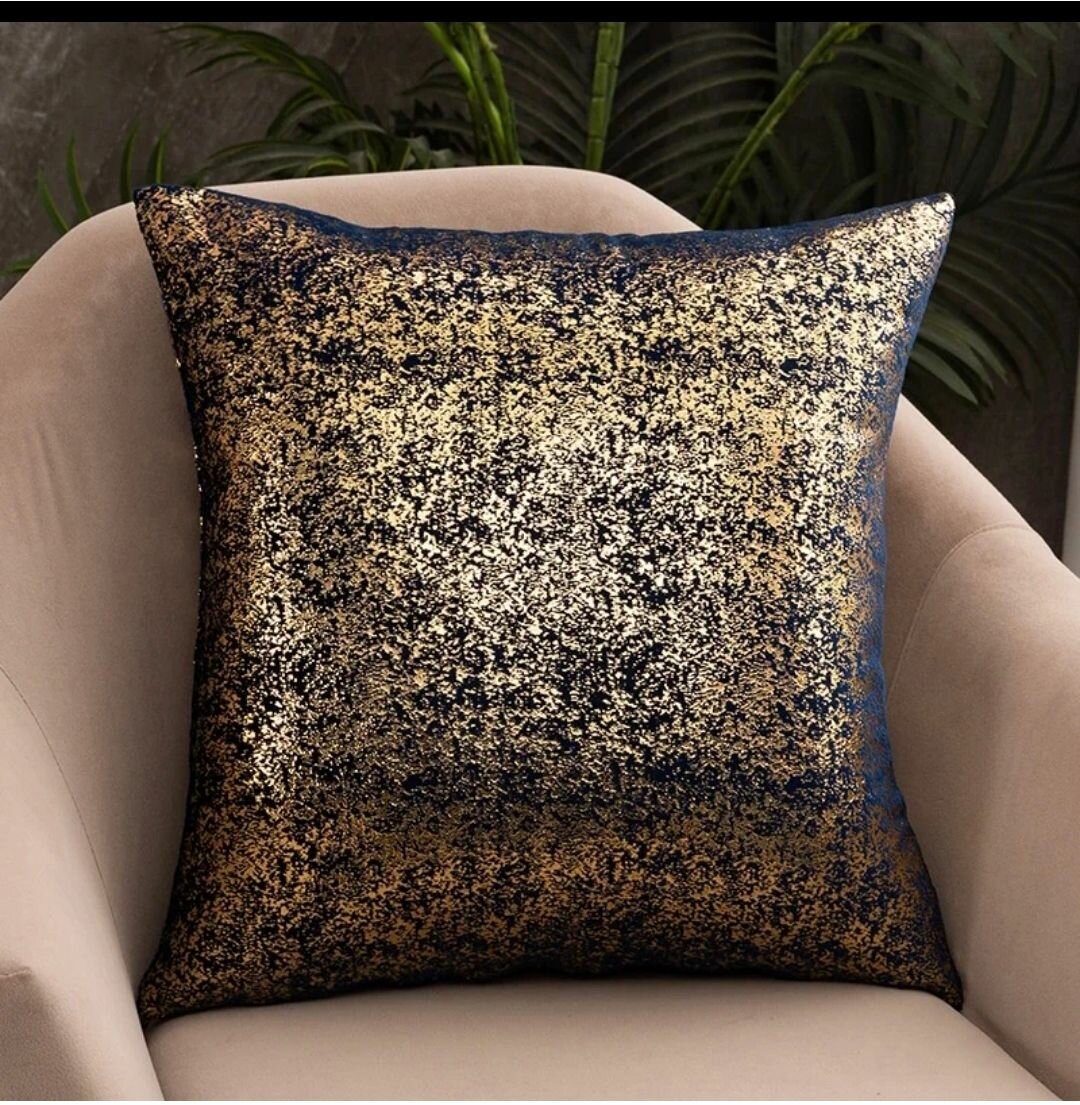 5 housses bleues dorées