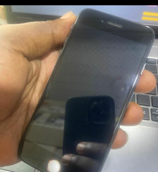 iPhone 8rouge second main