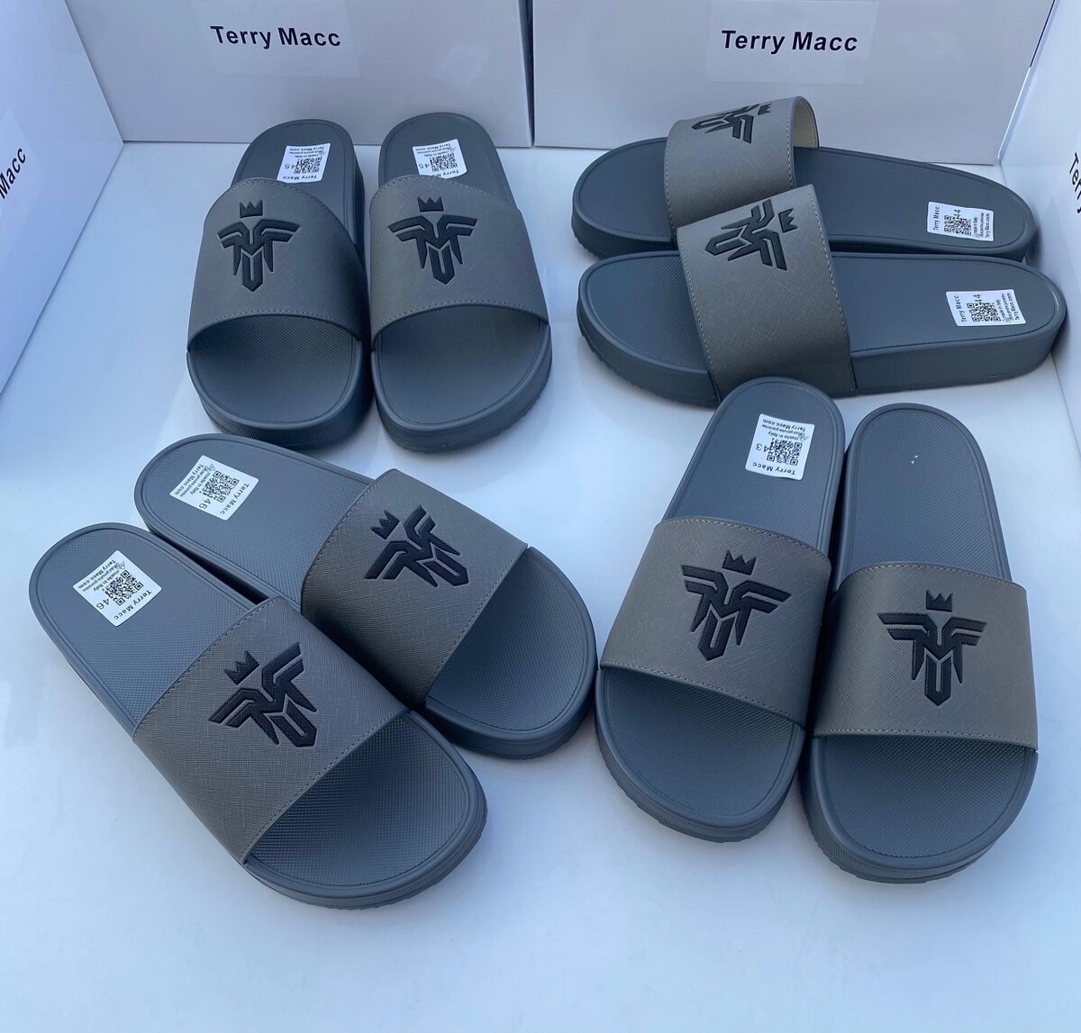 Unique slides