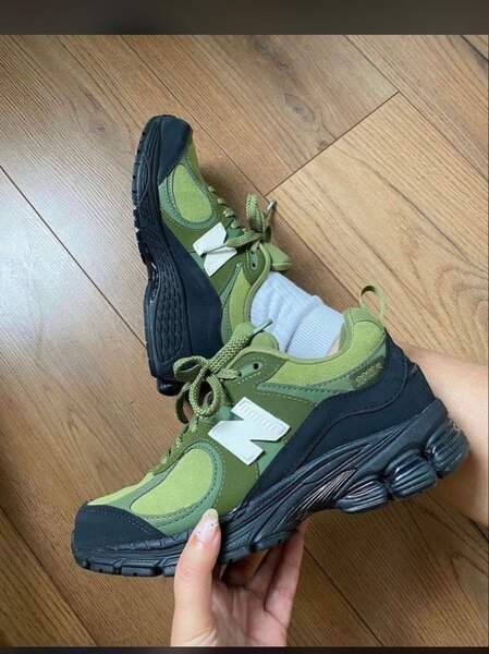 New balance sneaker