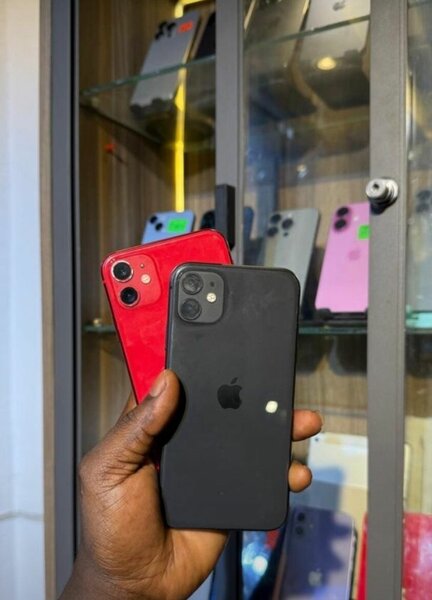IPHONE 11