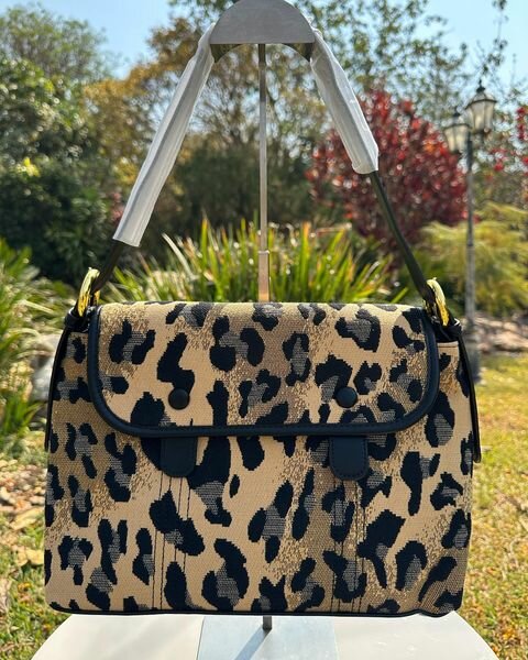 Shoulder bag 