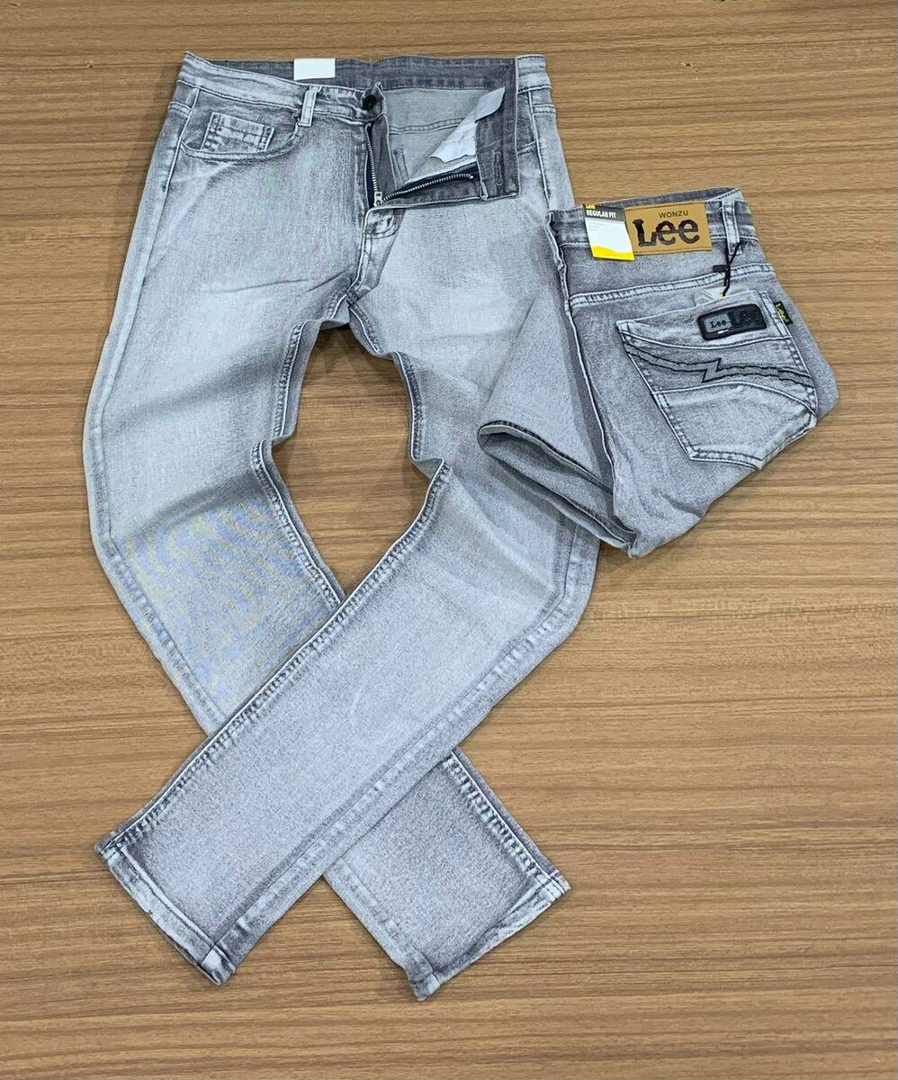 Stock jeans
