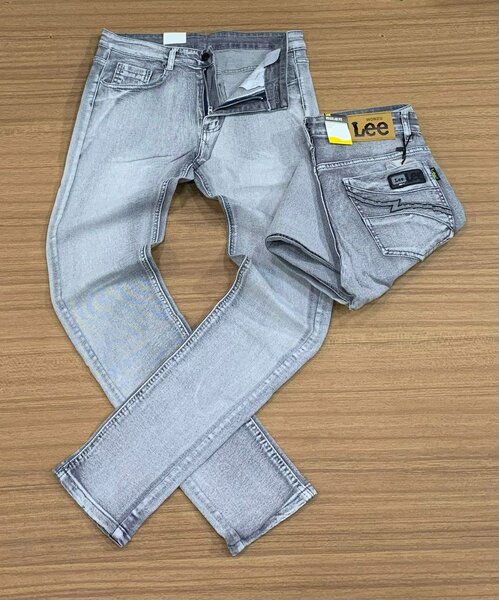Stock jeans